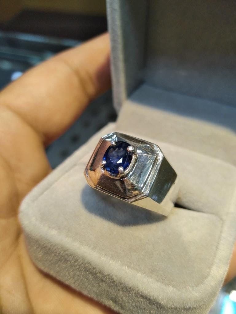 Natürlicher Herren Blauer Saphir Ring Handarbeit 925Er Sterling Silber Für Männer Neelam Mann Eleganter Geschenk Ihn von Gemsfromandromeda