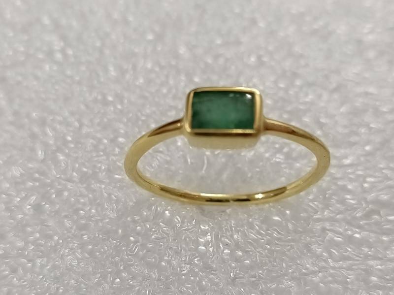 Natürlicher Smaragd-Verlobungsring Gold Handgefertigtes Design/Echter Edelstein-Ring/Geburtssteinring/Echter Smaragdring/Ehering von GemshopByShanta