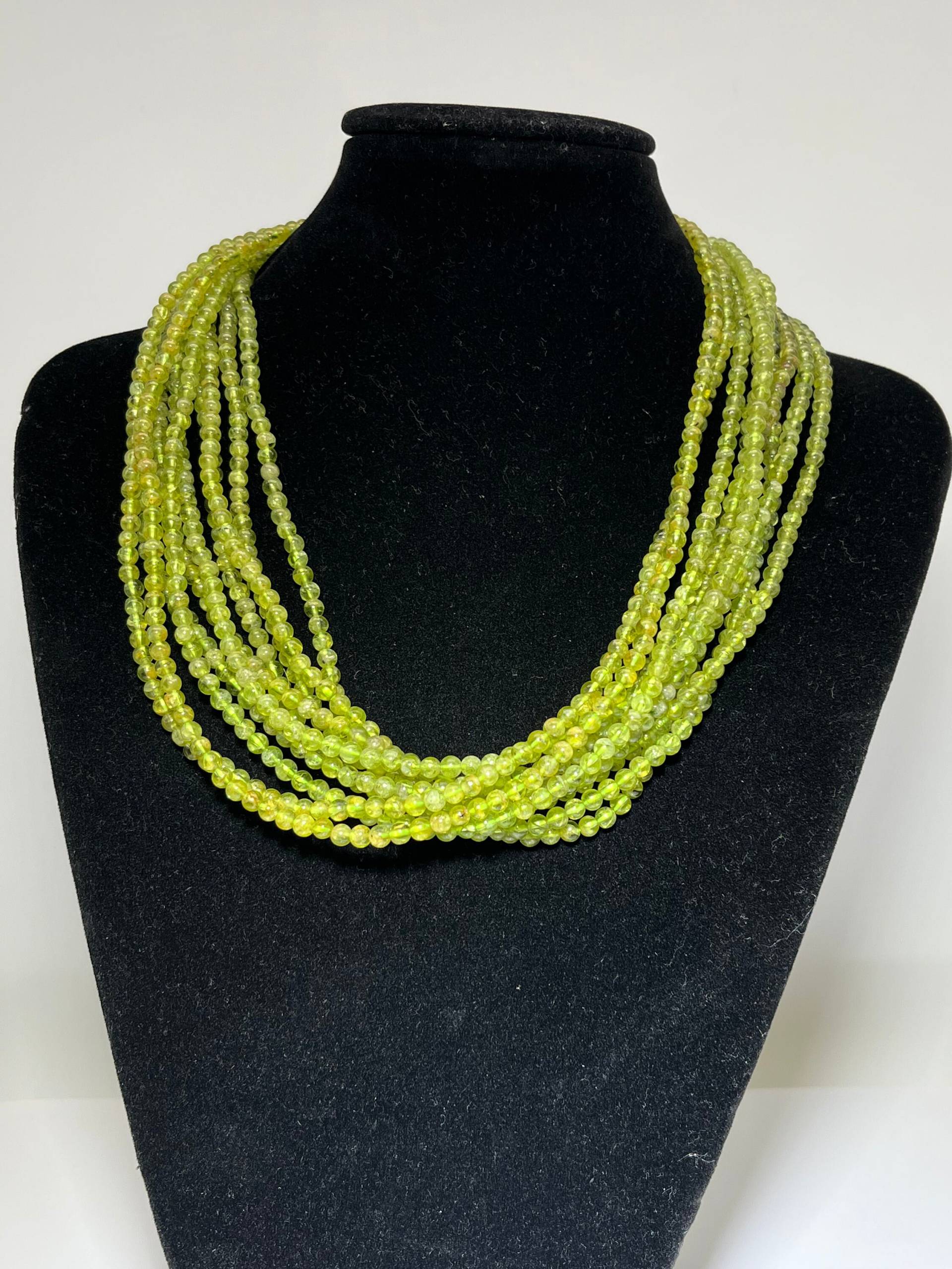 Peridot Halskette Oder 3-Fach Armband 5mm Grün Edelstein Naturstein Heilstein Peridot Halskette Oder 3-Fach Armband 5mm Grün Edelstein Naturstein Heilstein von GemsoShop