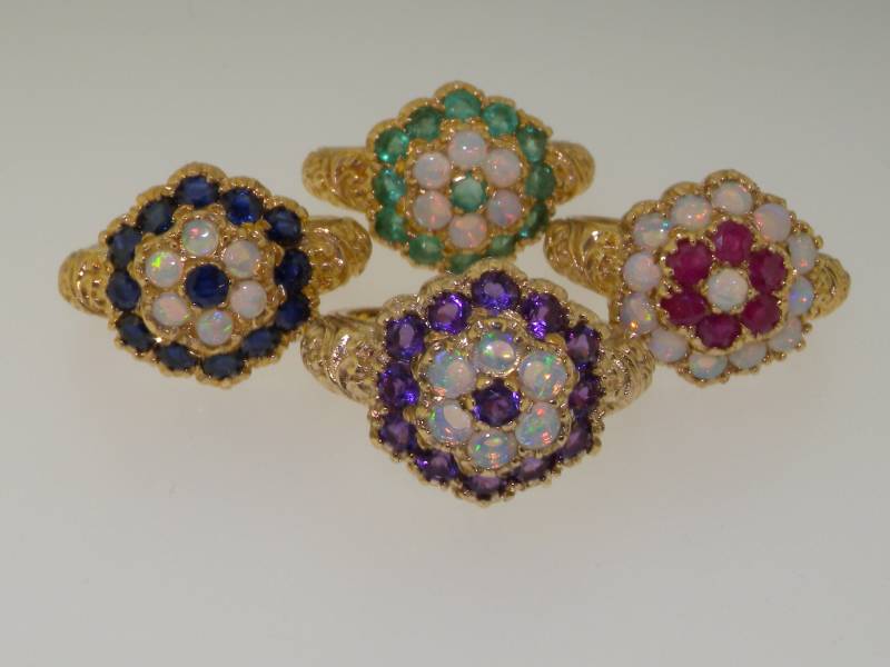 Sofort Lieferbar Wahl Aus 9K Gelbgold Opal Und Rubin, Amethyst Opal, Saphir Smaragd Großer Verzierter Cluster Ring von GemsofLondon
