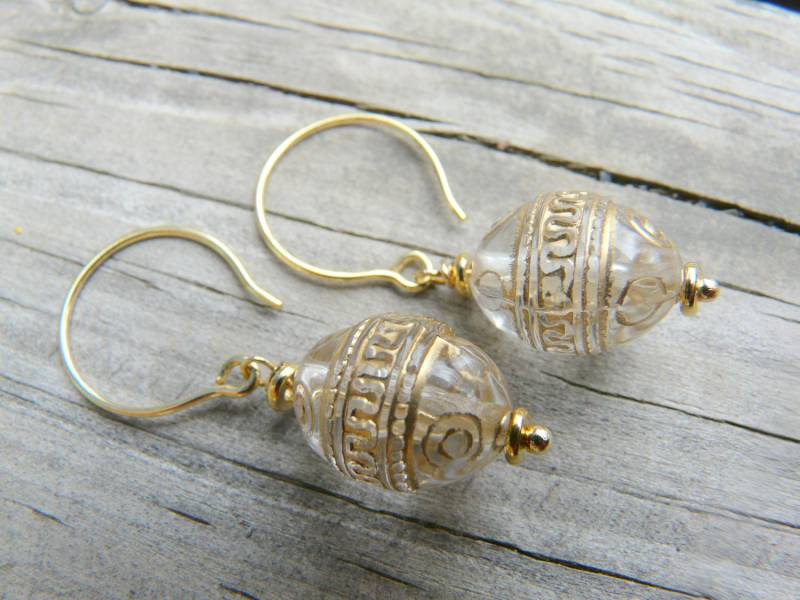 Gold Und Durchscheinende Lucite Art Deco Ohrringe. Leichte von Gemsofsummer