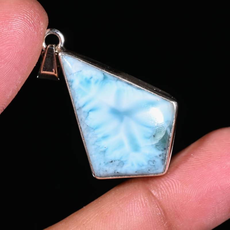 Larimar Drachen Anhänger Blau Solitär 925 Sterling Silber Frauen Halskette Handmade Einzigartiges Geburtstagsgeschenk Für Sie von Gemsstudiobysunvesta