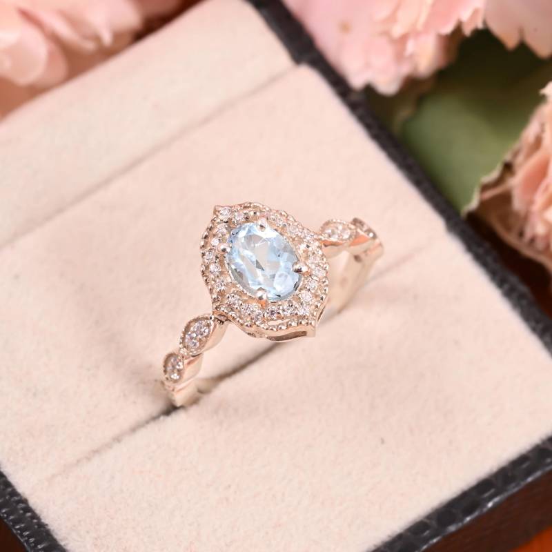 Ovalschliff Blautopas Ring Blauer Edelstein Ehering Solitärring Versprechensring November Geburtsstein Jahrestag Geschenk Zum Valentinstag von Gemsstudiobysunvesta