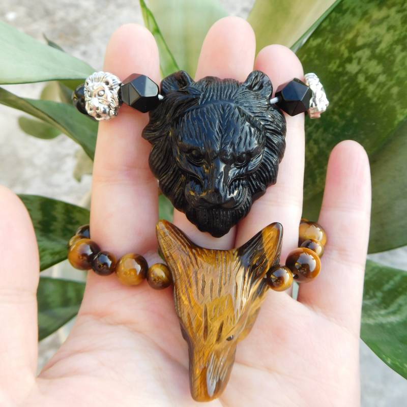 Schnitzer Tigerauge Kette. Carve Obsidian Löwe Halskette. Edelsteinkette. Tier Schnitzender Wolfsnekclace. Handgemachtes Geschenk von GemstoneConcept