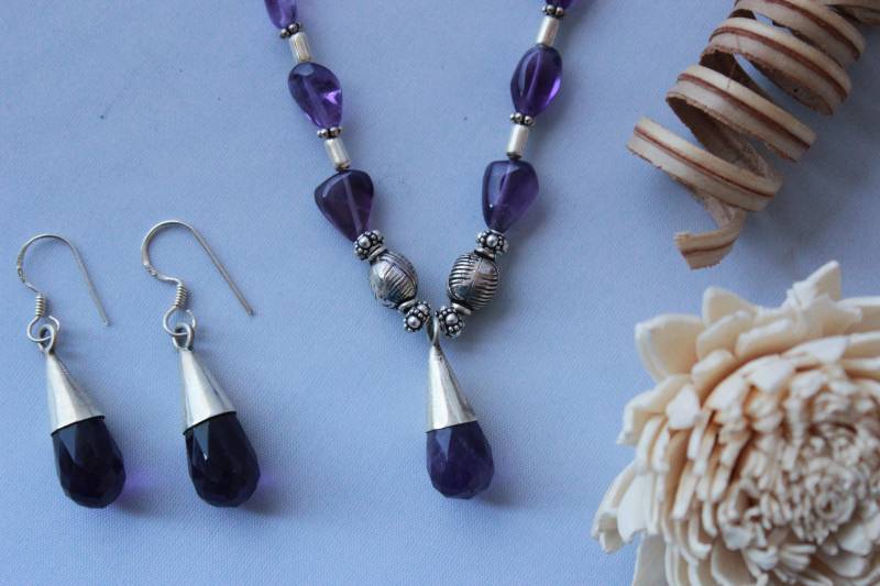Atemberaubende Amethyst Halskette Set in Sterling Silber von GemtasticUK