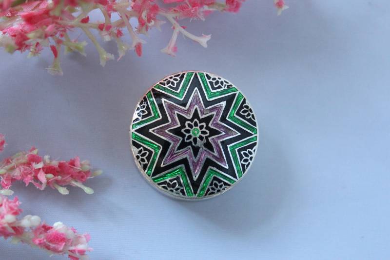 Grüne Blumen Ring/Charm Box in Sterling Silber von GemtasticUK