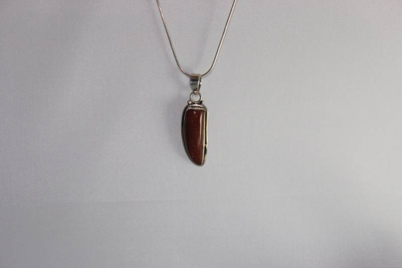 Sonnenstein-Anhänger in Sterling Silber Gesetzt von GemtasticUK