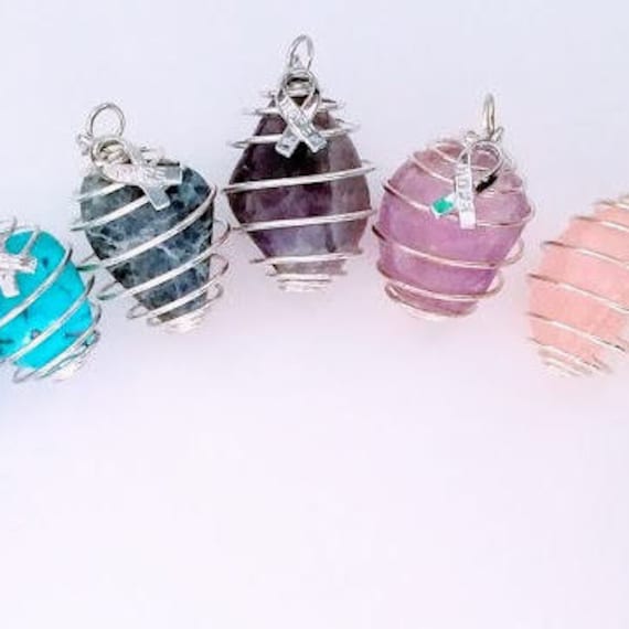 Cancer Awareness ~ Wire Wrapped Gems | Hope Beacons in 16 Wunderschönen & Harmonisierenden Steinen, Mit Silberband, Homeless Fundraiser" von Gemz4Gemz