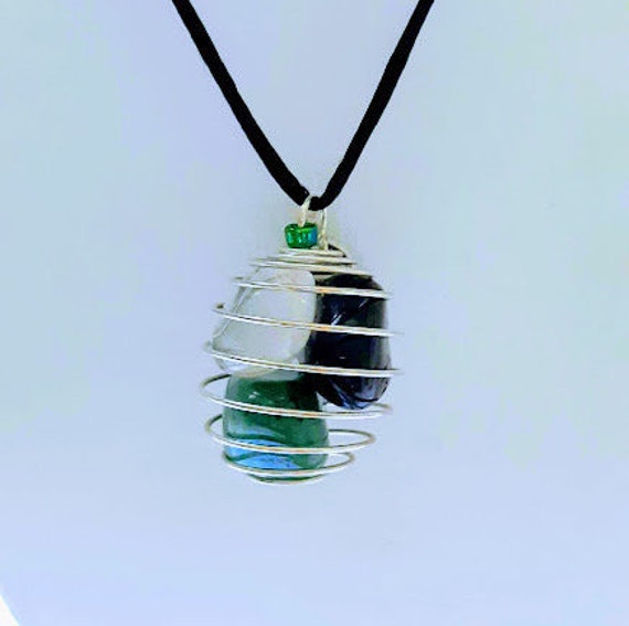 Schutz - Harmonisierender Multi Edelstein Schmuck | Hope Beacons ~ Turmalin, Aventurin, Bergkristall, Mit 60 Charm Optionen, "Homeless Fundraiser" von Gemz4Gemz