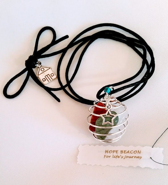 Urlaubsgeschenke Multi Edelstein Schmuck Anhänger ~ 1, 2 Oder 3 Kristalle, 15 Charm Optionen, Zip Clip, Schlüsselanhänger, Lichtfänger von Gemz4Gemz