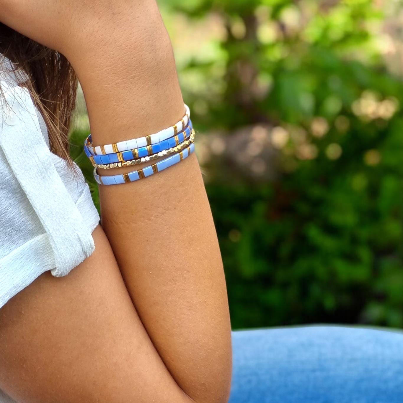 Handgemachte Miyuki Tila Perlen Armband Set Blau, Weiss & Gold Handgemachte Miyuki Tila Perlen Armband Set Blau, Weiss & Gold von GenBeadStudio