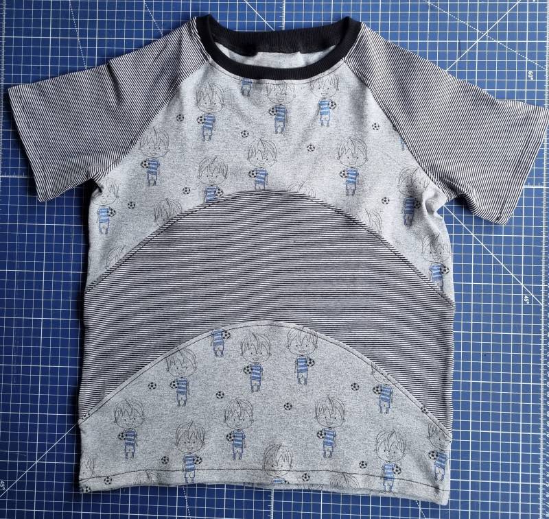 Mit Liebe Selbstgenähtes T-Shirt Für Kinder von GenaehtesVonDuFre