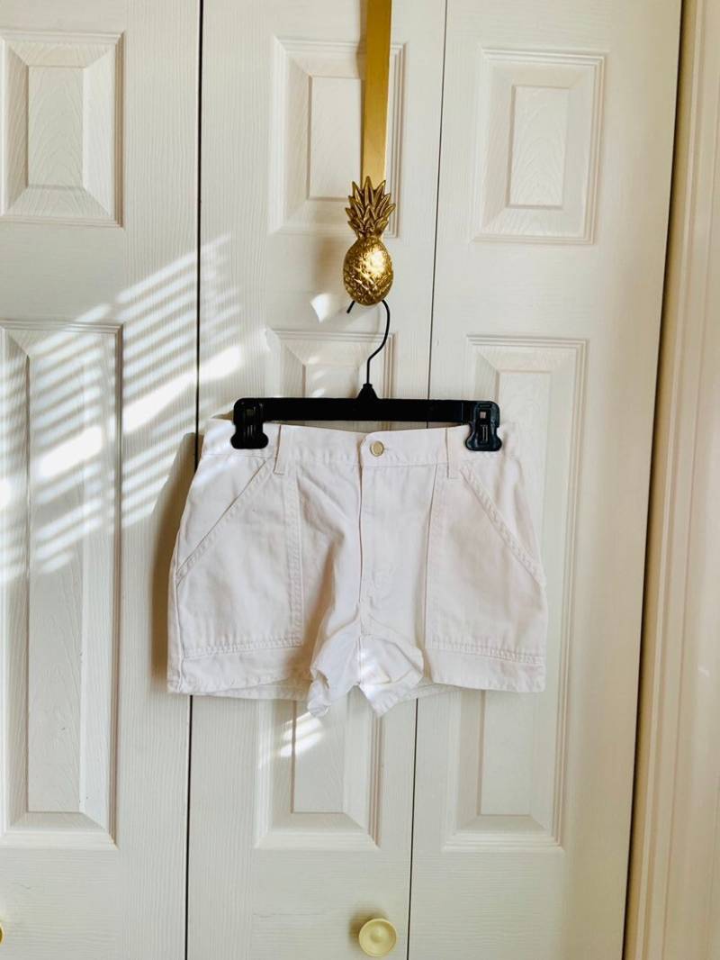 Moda International Int'l Vintage 90Er 1990Er Weiße Shorts Größe 4 von GenerationsPastCo