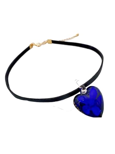 Eine einfache Lederkette und ein Anhänger in Herzform, Einheitsgröße, Achat von Generic