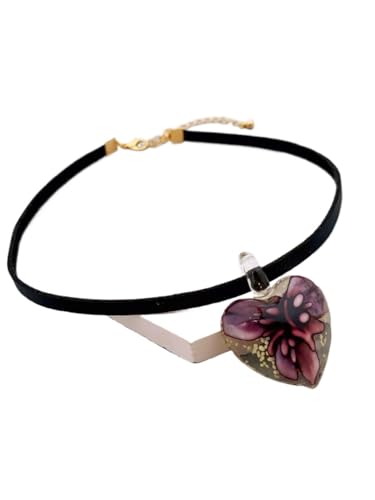 Eine einfache Lederkette und ein Anhänger in Herzform, Einheitsgröße, Achat von Generic