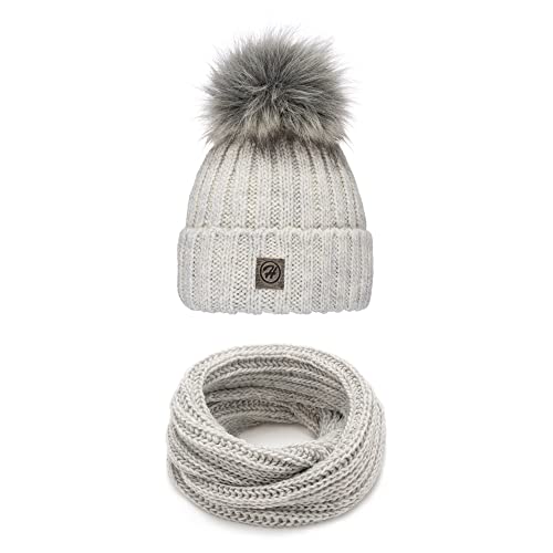 Generic Strickmütze & Loop Großer Kunstfell Bommel II Winter Set Beanie und Loopschal 2-in-1 II Warme Termo Kuschelig (Silber), PR, Einheitsgröße von Generic