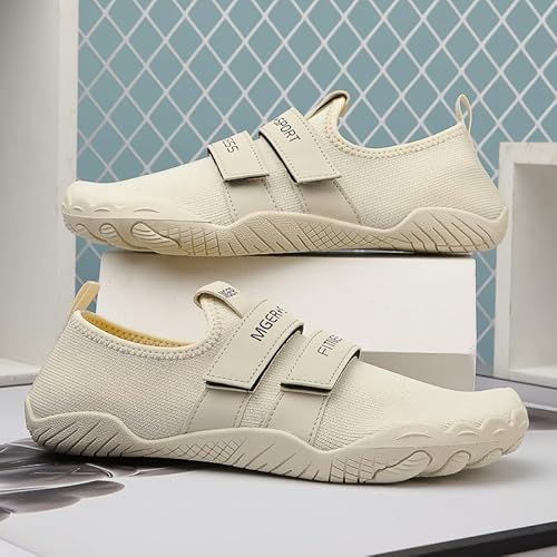 Indoor-Sportschuhe Zuhause Sportschuhe Frauen Yoga Fitness Schuhe Rutschschutz Soft Sohle Trainingsschuhe (Beige,42) von Generisch