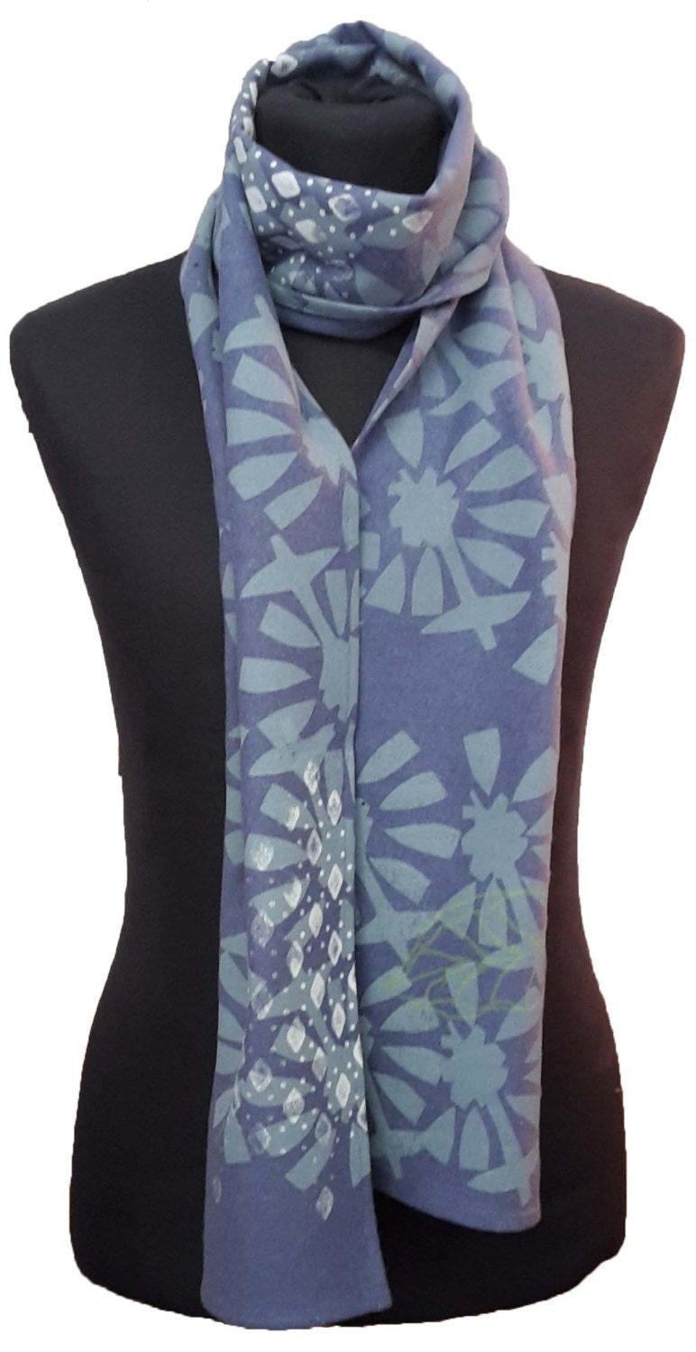Jersey Hanf, Cut-Out Blumen Schal Jersey Hanf, Cut-Out Blumen Schal von GenevieveCreigh