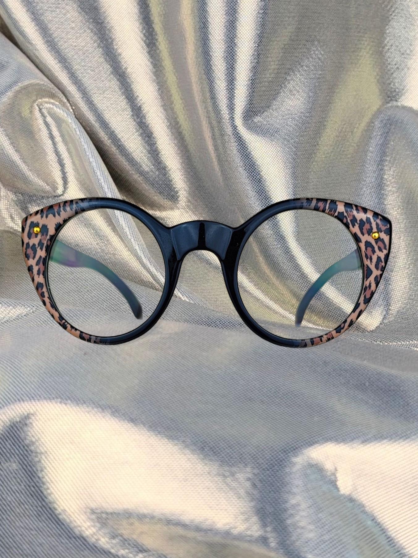 Runde Retro Vintage Brille Mit Leopardenmuster von GenieVintageBerlin
