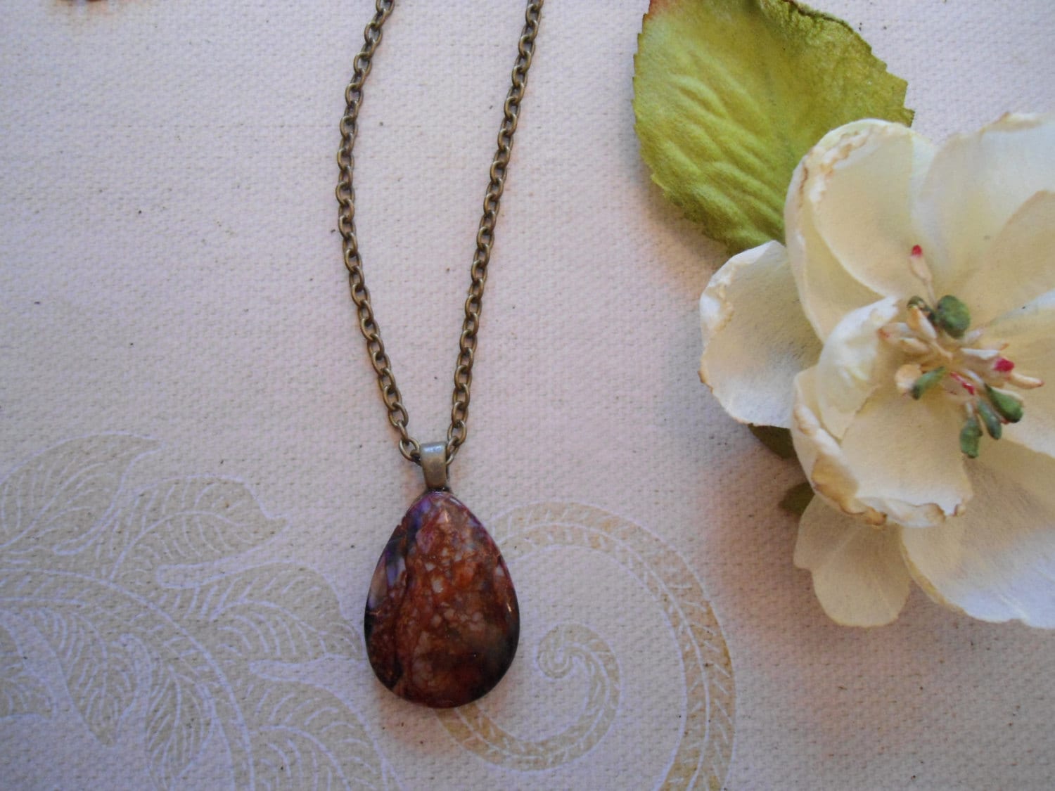 Fallfarben Meeressediment Jasper Tropfen Antike Messing Halskette Nickel Und Bleifrei Fallfarben Meeressediment Jasper Tropfen Antike Messing Halskette Nickel Und Bleifrei von GentleHeartJewelry