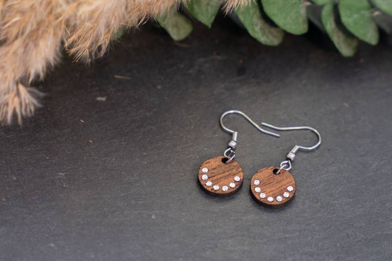 Holzohrring Swarovski , Ohrringe, Ohrringe Holz, Ohrring Geschenk Für Sie, Echtholz, Herz, Verschiedene Farben von GentlewoodDesigns