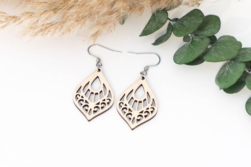 Ohrring Aus Holz, Mandala Muster, Holzohrring, Leichte Ohrringe von GentlewoodDesigns