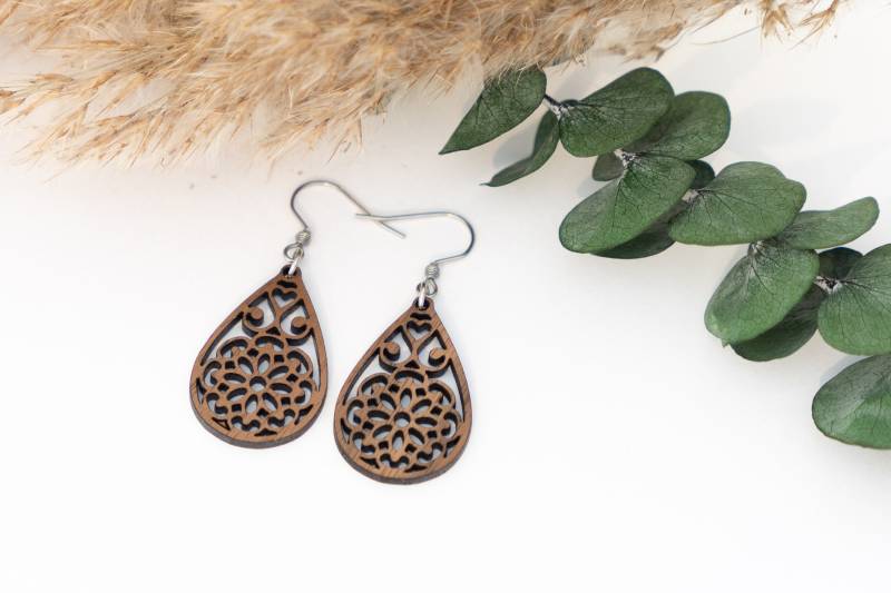 Ohrring Aus Holz, Mandala Muster, Holzohrring, Leichte Ohrringe von GentlewoodDesigns