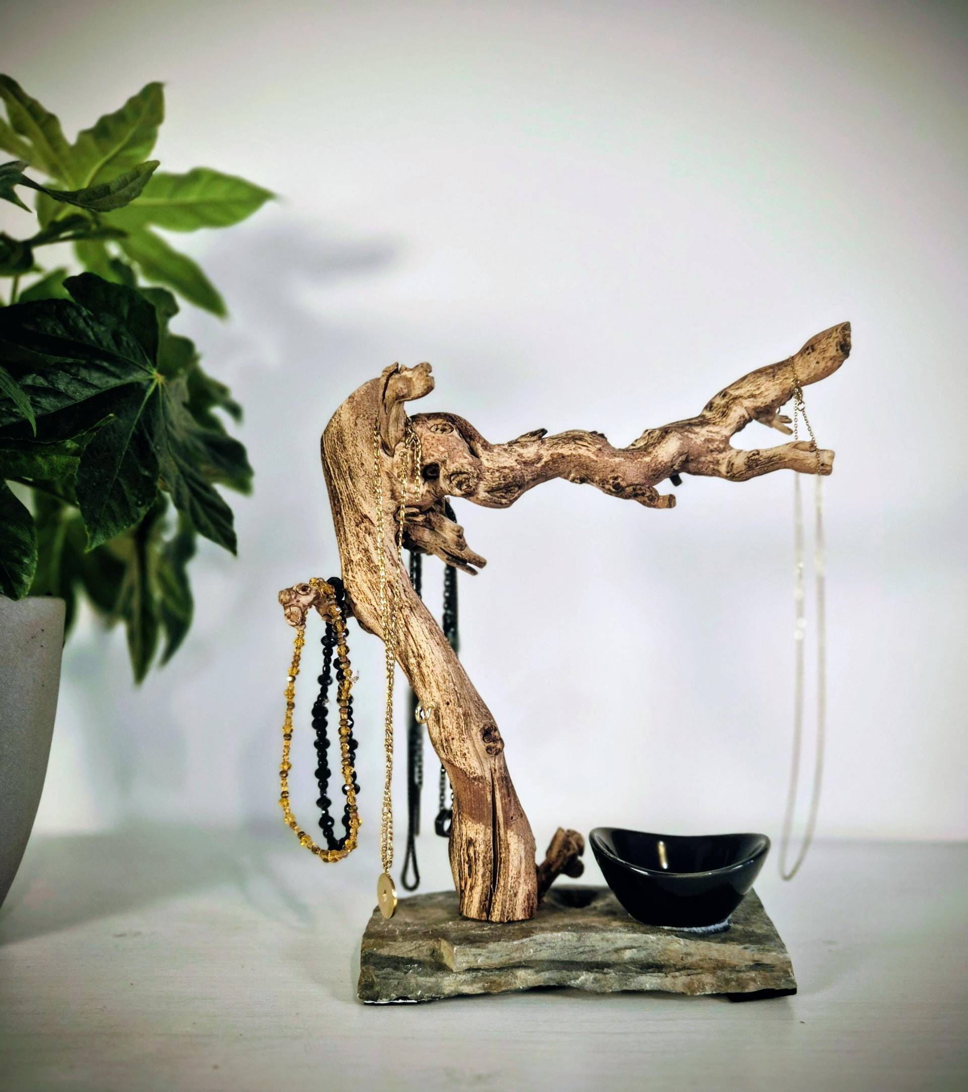Schmuckbaum, Geschenk, Deko, Holz, Schmuck, Wurzel, Halterung, Schmuckständer Schmuckbaum, Geschenk, Deko, Holz, Schmuck, Wurzel, Halterung, Schmuckständer von GenussWurzelD3sign