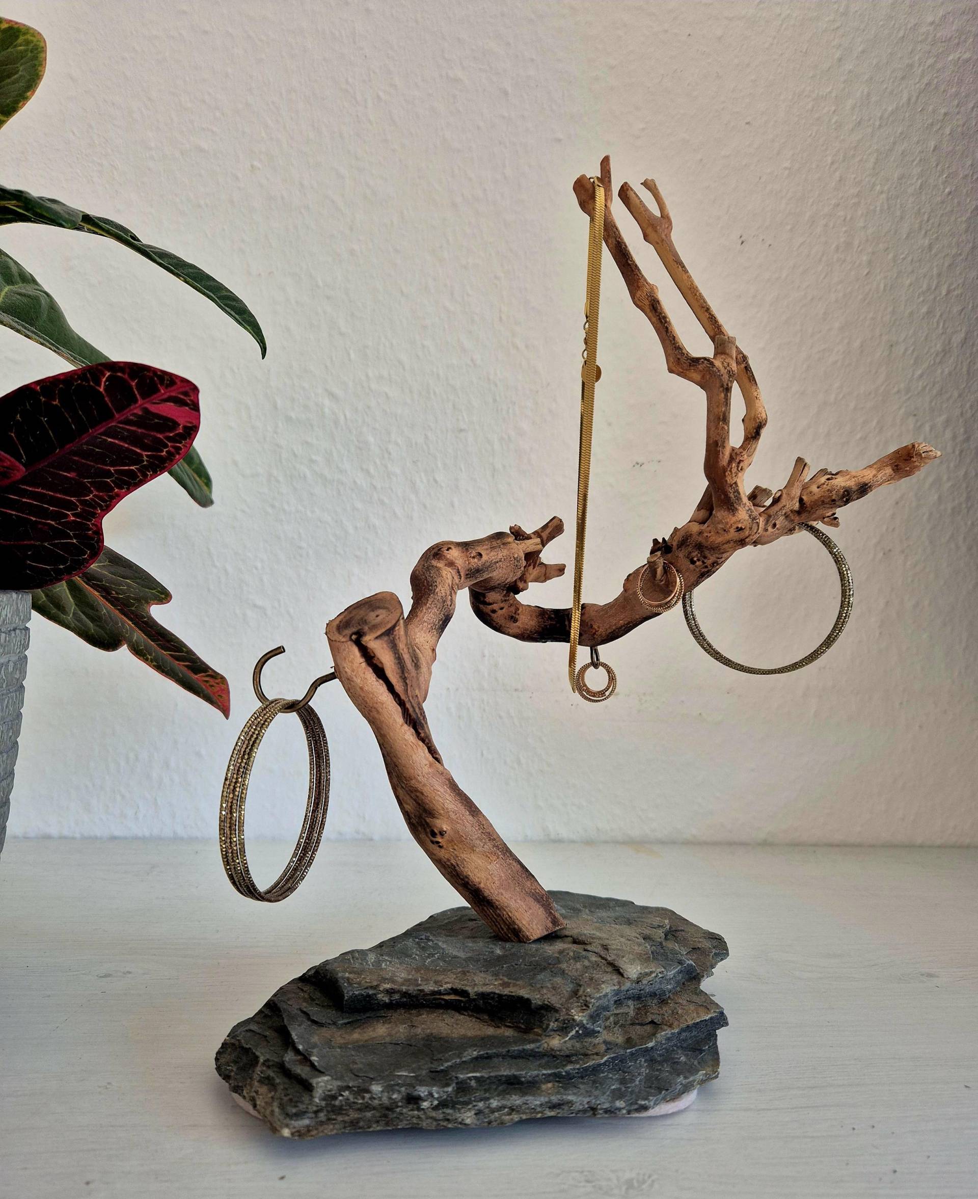 Schmuckbaum, Geschenk, Deko, Holz, Schmuck, Wurzel, Halterung, Schmuckständer Schmuckbaum, Geschenk, Deko, Holz, Schmuck, Wurzel, Halterung, Schmuckständer von GenussWurzelD3sign
