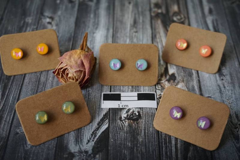 1x Paar 8 Mm - Hypoallergene Holzohrstecker/Holzohrringe Schmetterling | Ohne Metalle Wooden Stud Earrings Resin/Kunstharz von GeoJewelryBySilvi