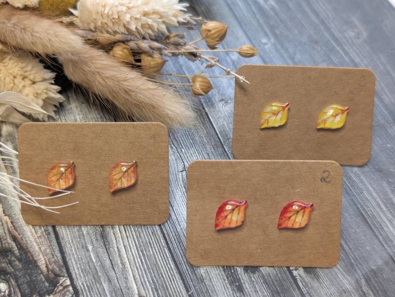 1x Paar Ohrstecker "Herbstblatt" - Hypoallergen Ohne Metalle Gefertigt , Diy Resinart von GeoJewelryBySilvi