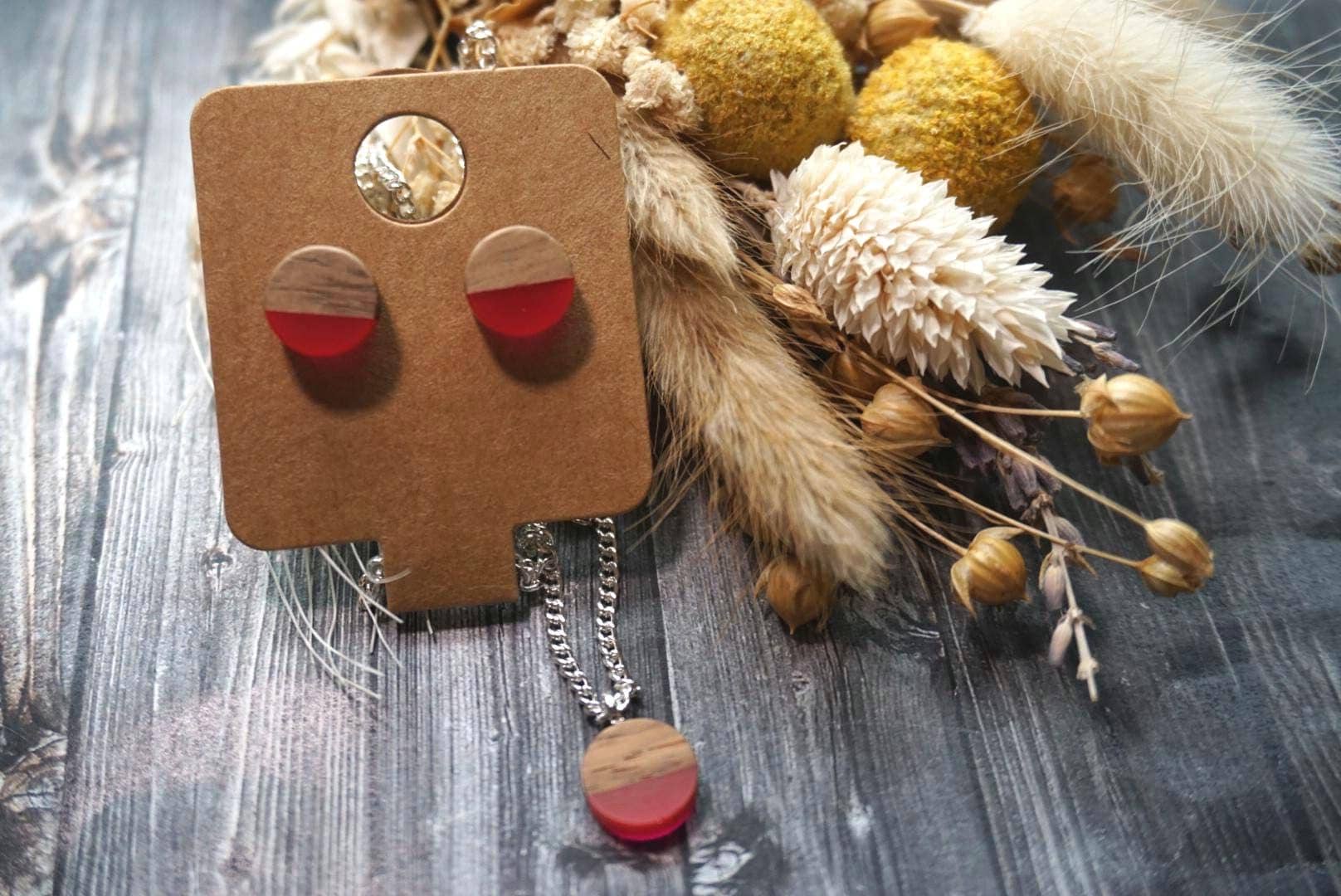 Handgemachtes Schmuckset - Anhänger, Kette Und Ohrstecker Aus Holz, Edelstahl Kunstharz, Resinart, Diy, Handmade von GeoJewelryBySilvi