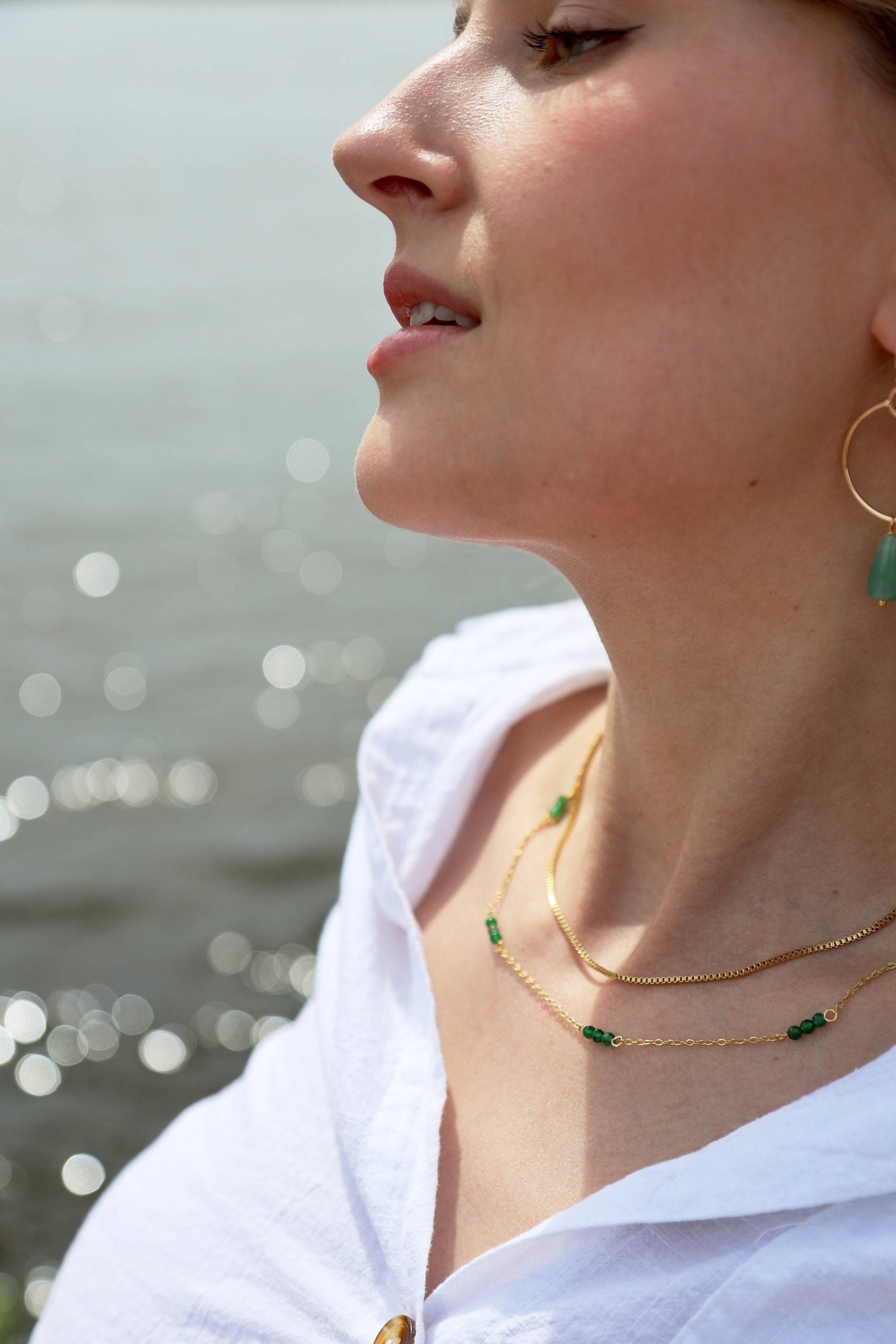 Maeve Layered Halskette ~ 2 Strang Vergoldete Edelstahlkette Mit Grünen Aventurinperlen Geschenk Moderner Schmuck Maeve Layered Halskette ~ 2 Strang Vergoldete Edelstahlkette Mit Grünen Aventurinperlen Geschenk Moderner Schmuck von GeoMetricGem