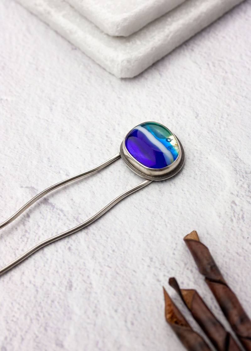 Klarer Himmel | Blaue Geschmolzene Glas Sterling Silber Haar Gabel Handwerklich Hergestelltes Blaues Und Silberne Haarnadel Schlichter Silberner von GeophiliaStudio