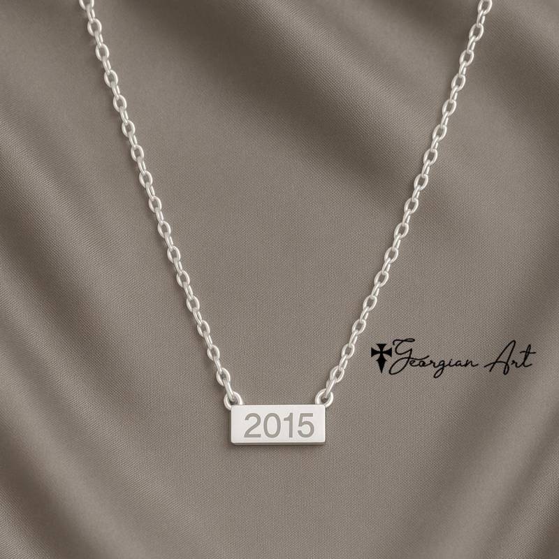 14K Massivgold Eingravierte Mini Bar Halskette in Gelb - Oder Weißgold, Gravieren Sie Ihre Initialen, Pfotenabdruck Nummer, Um Diese Zu von GeorgianArtDesigns