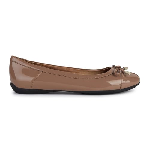 Geox D Charlene C Ballet Flat, Nude, 41 EU von Geox