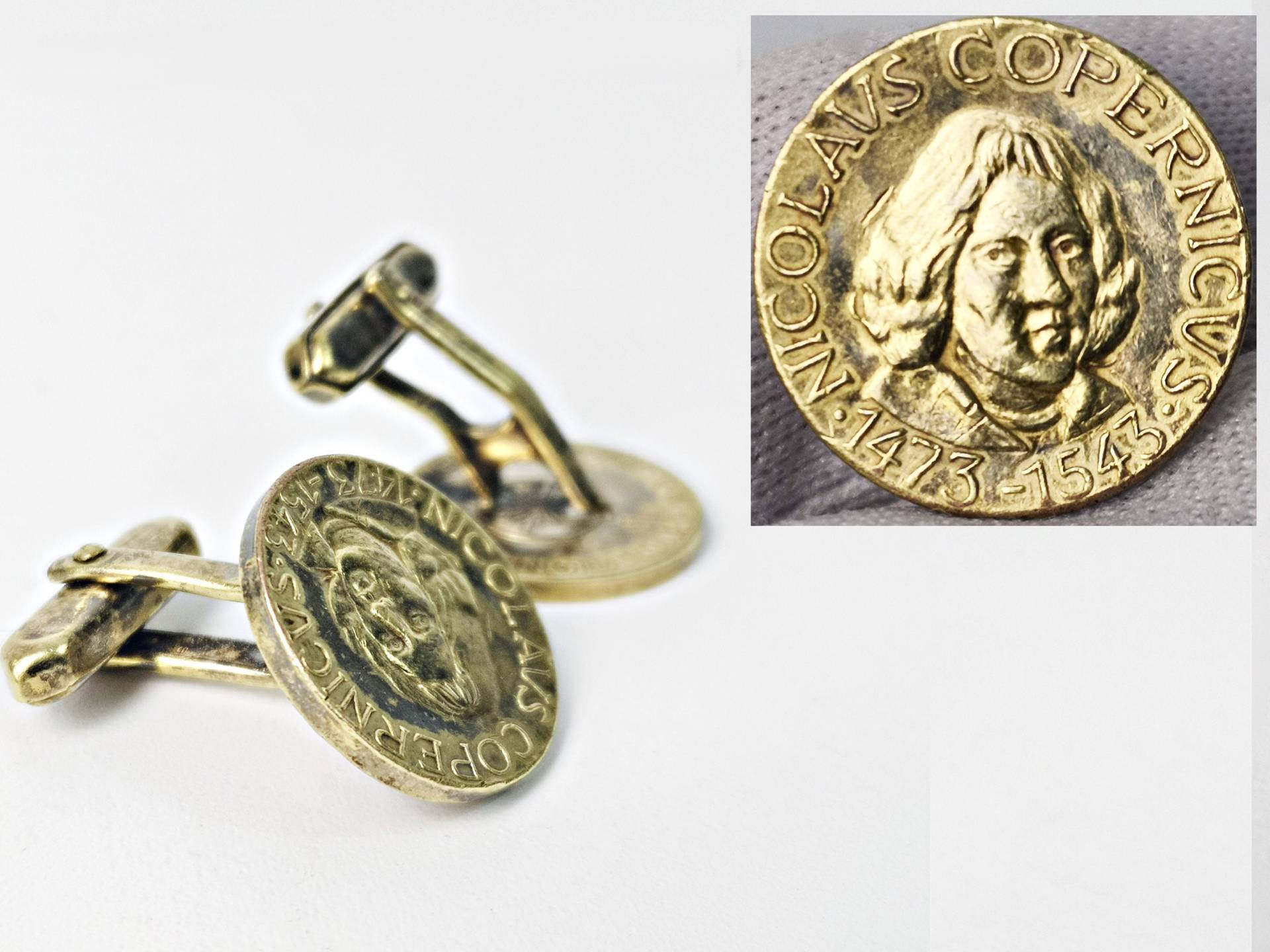 Paar Manschettenknöpfe Münzförmig/Nicolaus Copernicus Münzschmuck Double Gold von Gernewieder