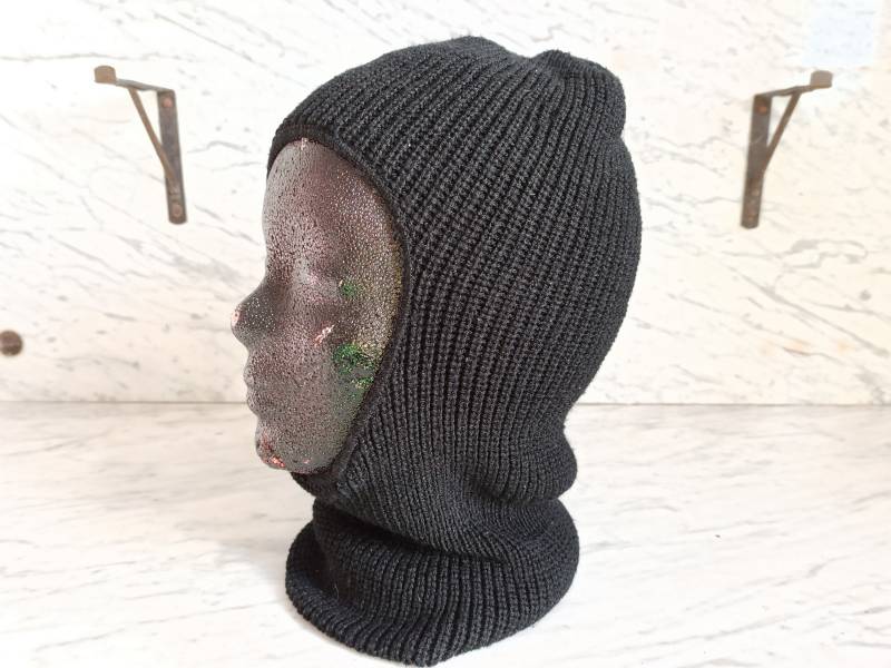 Vintage Mütze/Winter Sturmhaube "Oma" Balaclava One Size Fits All von Gernewieder