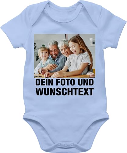 Baby Body Junge Mädchen - Mit Foto I Eigenem Bild I Text I Name I Wunschtext - 12/18 Monate - Babyblau - babybody selbst kreieren babygeschenke neffe selber gestalten photo bodys von Geschenk mit Namen personalisiert by Shirtracer