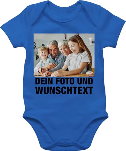 Baby Body Junge Mädchen - Mit Foto I Eigenem Bild I Text I Name I Wunschtext - 6/12 Monate - Royalblau - babybody selbst kreieren babygeschenke neffe selber gestalten photo bodys von Geschenk mit Namen personalisiert by Shirtracer