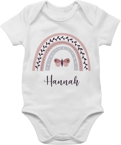 Baby Body Junge Mädchen - Regenbogen mit Name personalisiert I Geschenk Regenbögen - 1/3 Monate - Weiß - personalisierter personalisierte rainbow strampler geschenke für und geburt für von Geschenk mit Namen personalisiert by Shirtracer