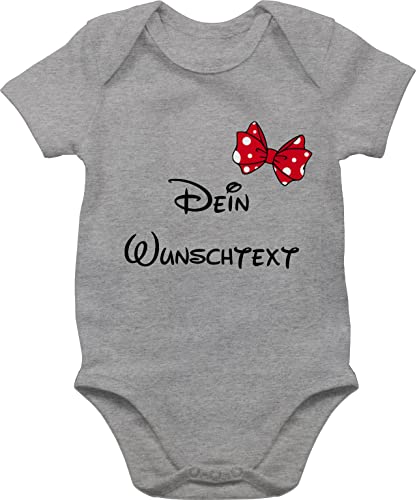 Baby Body Junge Mädchen - Aufdruck selbst gestalten - Wunschtext Schleife - 1/3 Monate - Grau meliert - strampler beschriften personalisiertes beste freundin babysachen oster babybody text name von Geschenk mit Namen personalisiert by Shirtracer