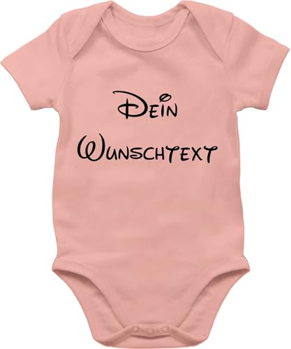 Baby Body Junge Mädchen - Aufdruck selbst gestalten - Wunschtext - 6/12 Monate - Babyrosa - strampler muttertagsbody individuelle beschriftung selber drucken babysachen vater geburt bedruckte bodys von Geschenk mit Namen personalisiert by Shirtracer