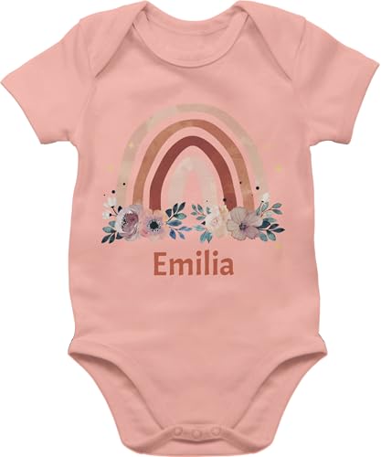 Baby Body Junge Mädchen - Boho - Geschenk Regenbogen mit Name personalisiert I Rainbow - 3/6 Monate - Babyrosa - personalisierter babybody bedrucken lassen bohemian blume strampler kindergarten von Geschenk mit Namen personalisiert by Shirtracer