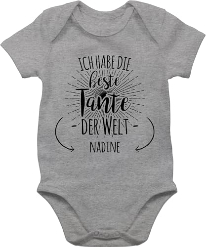 Baby Body Junge Mädchen - Ich habe die beste Tante der Welt - Tante ist die Beste - Für die beste Tante Geschenk - Auntie - 1/3 Monate - Grau meliert - personalisierte geschenke personalisierbar von Geschenk mit Namen personalisiert by Shirtracer