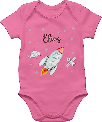 Baby Body Junge Mädchen - Weltall - Rakete Flugrakete Raumfahrt Weltraum Astronaut Geschenk - 3/6 Monate - Pink - strampler astronauten raketen planeten nasa von Geschenk mit Namen personalisiert by Shirtracer