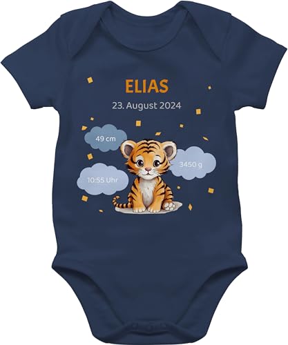 Baby Body Junge Mädchen - Zur - Geschenk Geburtsdaten Geschenke Geburt Daten - 1/3 Monate - Navy Blau - strampler bedrucken lassen neugeborenen babykleidung babystrampler neugeborene von Geschenk mit Namen personalisiert by Shirtracer