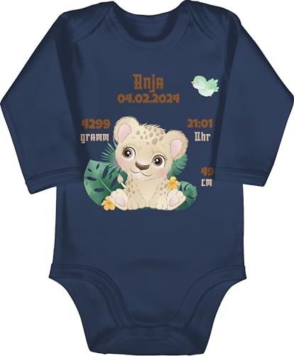 Baby Body langarm Mädchen Junge - Zur Geburt - Geburtsgeschenk Löwin Datum Gewicht Uhrzeit Größe - 3/6 Monate - Navy Blau - personalisierte bodys neugeborene geschenke strampler babykleidung von Geschenk mit Namen personalisiert by Shirtracer