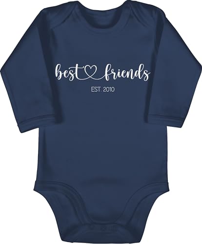 Baby Body langarm Mädchen Junge - Freund - Best Friends est Jahreszahl I Beste Freunde I BFF I Freundschaft I Best Friend Geschenk I Beste Freundin - 12/18 Monate - Navy Blau - gute strampler von Geschenk mit Namen personalisiert by Shirtracer