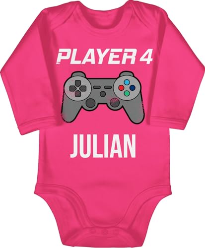 Baby Body langarm Mädchen Junge - Gaming - Player 4 Controller Spieler Vier Zocker Gamer Daddeln Partner Partnerin Geschenk - 3/6 Monate - Fuchsia - zocken babybody game strampler name für von Geschenk mit Namen personalisiert by Shirtracer
